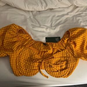 BNWT Wild Fable Yellow Gingham Cropped Peasant Top
